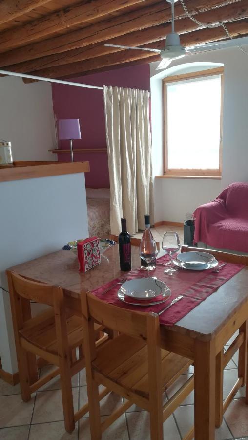 Agriturismo Le Ginestre لاتيزي المظهر الخارجي الصورة